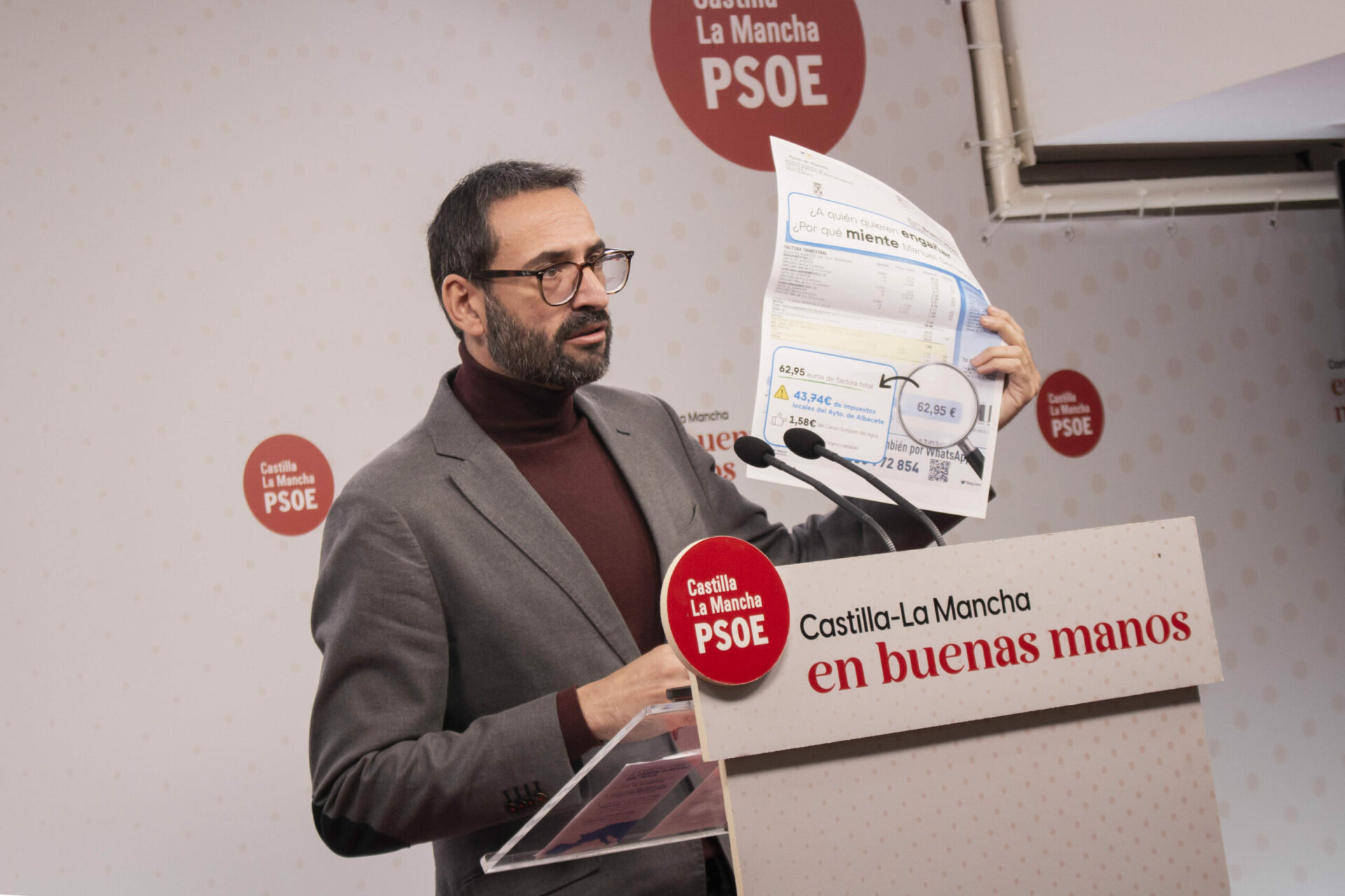 Gutiérrez hace un doble llamamiento al PP para “resetear la legislatura en los ayuntamientos” y “defender a CLM facilitando la quita de la deuda”