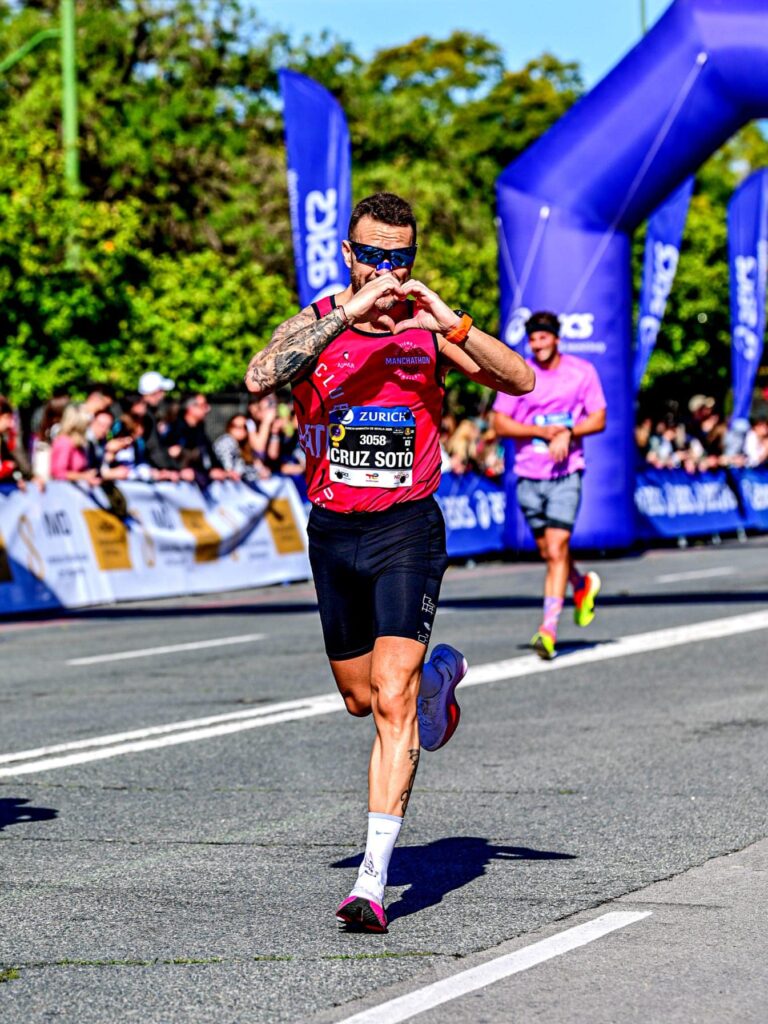 8 maratonianos compitieron en sevilla 14