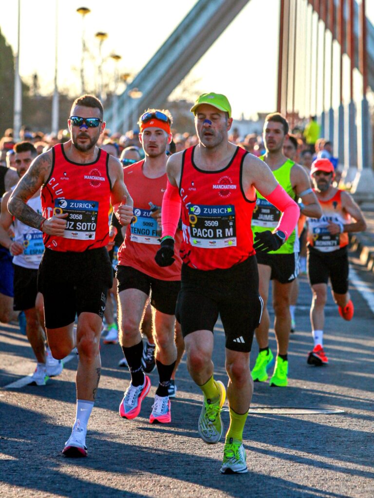 8 maratonianos compitieron en sevilla 15