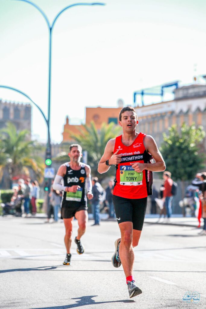 8 maratonianos compitieron en sevilla 20