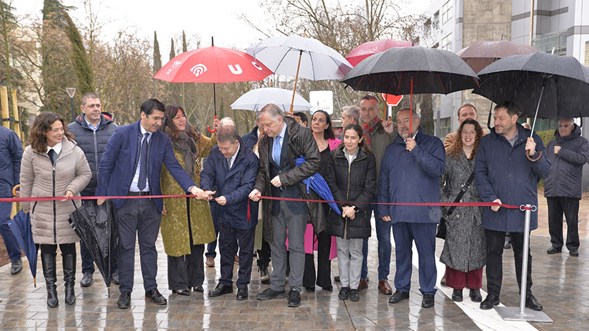 El Campus de Ciudad Real se abre más a la ciudadanía tras la reapertura de las obras de reurbanización sostenible de su arteria principal