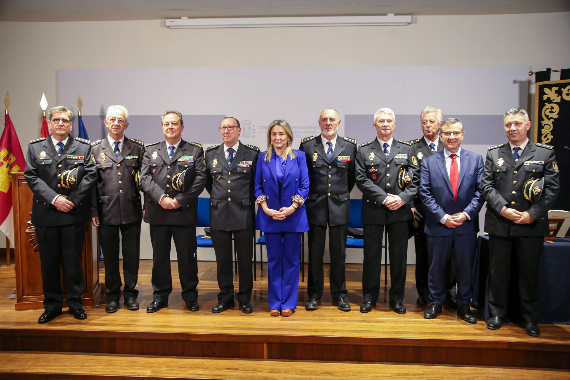 Milagros Tolón desea éxitos al nuevo comisario provincial de la Policía Nacional en Toledo y anuncia un aumento de la plantilla en Castilla-La Mancha