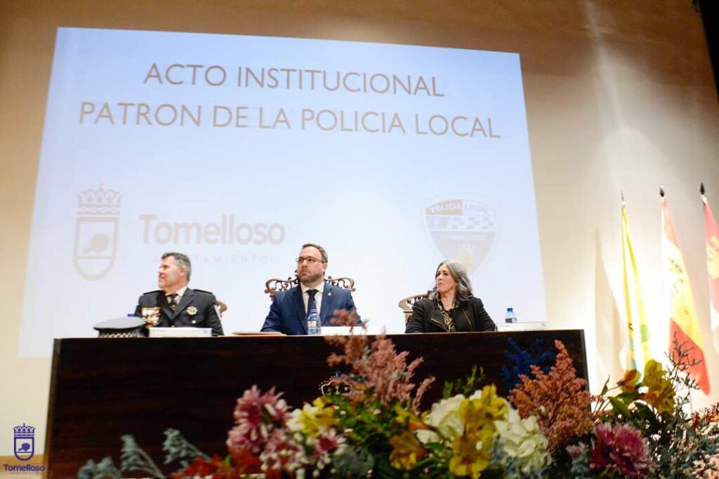 reconocimientoanuales policia tomelloso 18