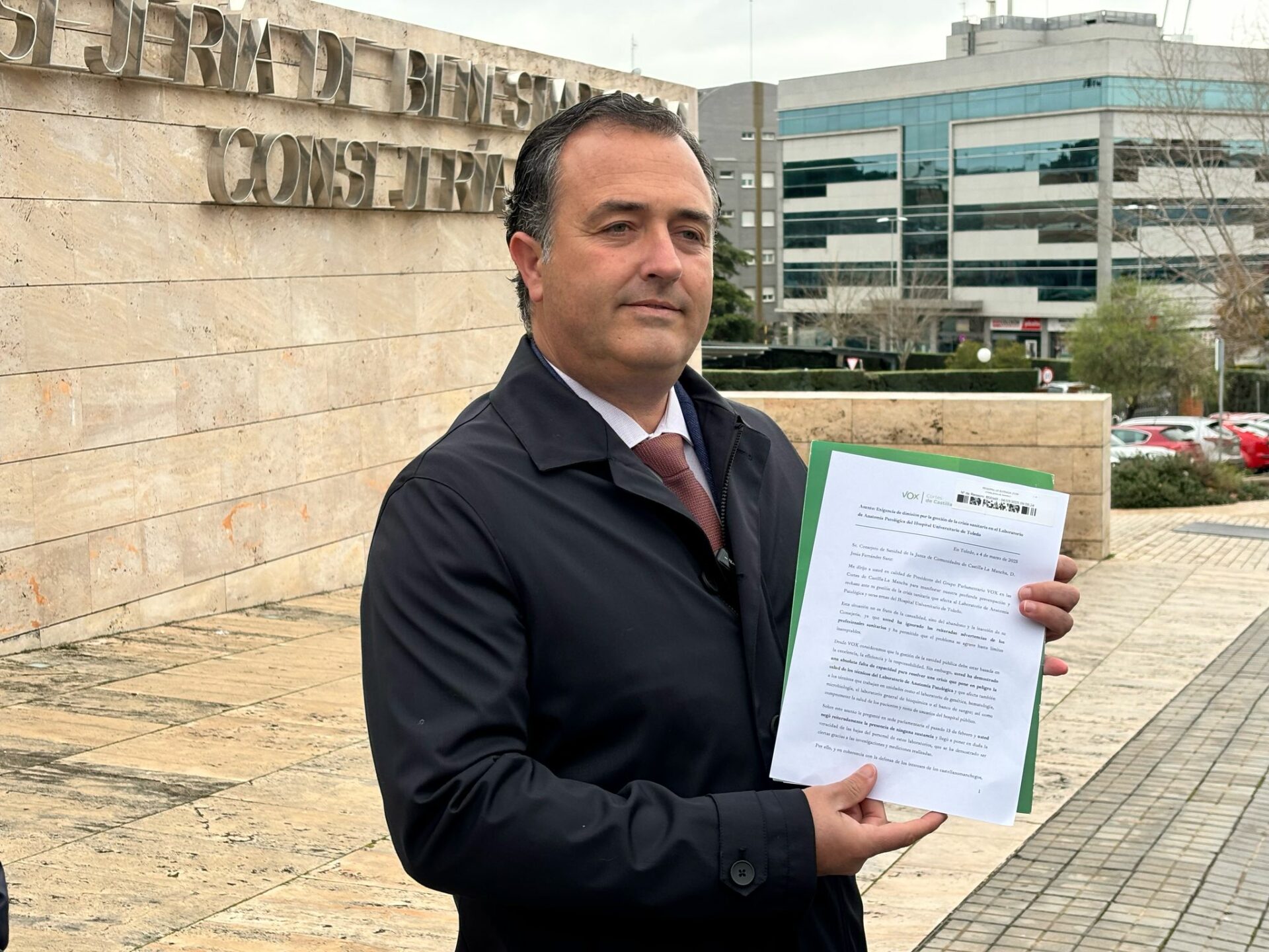 David Moreno registra una carta dirigida al consejero de Sanidad pidiendo su dimisión